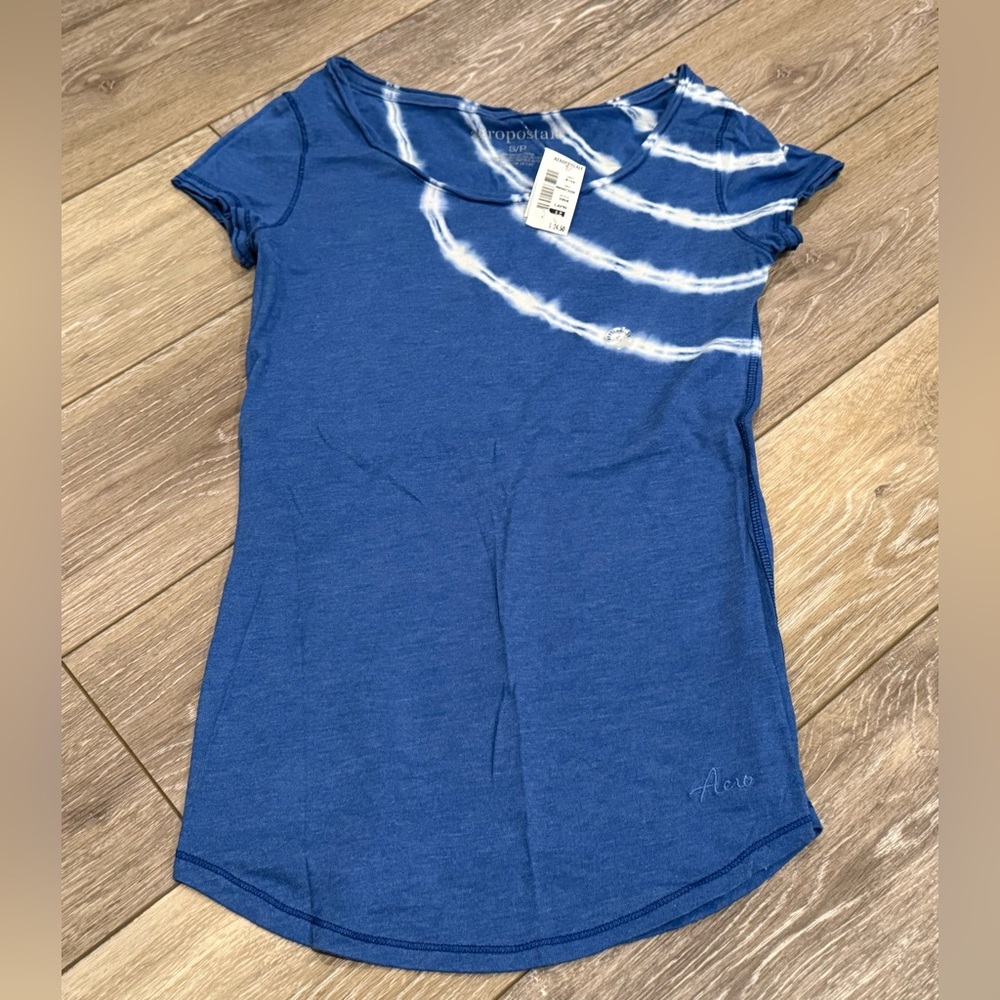 Aeropostale Blue and White Tie Dye Short Sleeve Tee